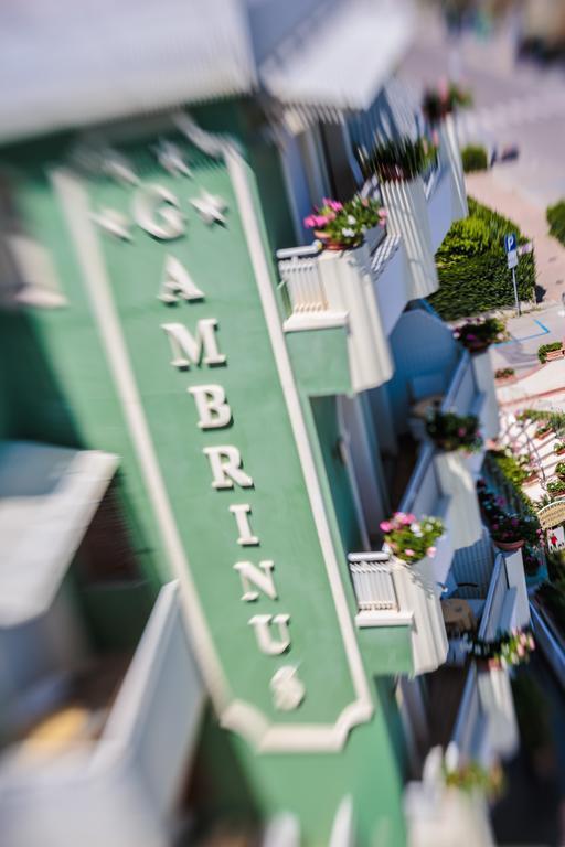 Hotel Gambrinus Cervia Esterno foto