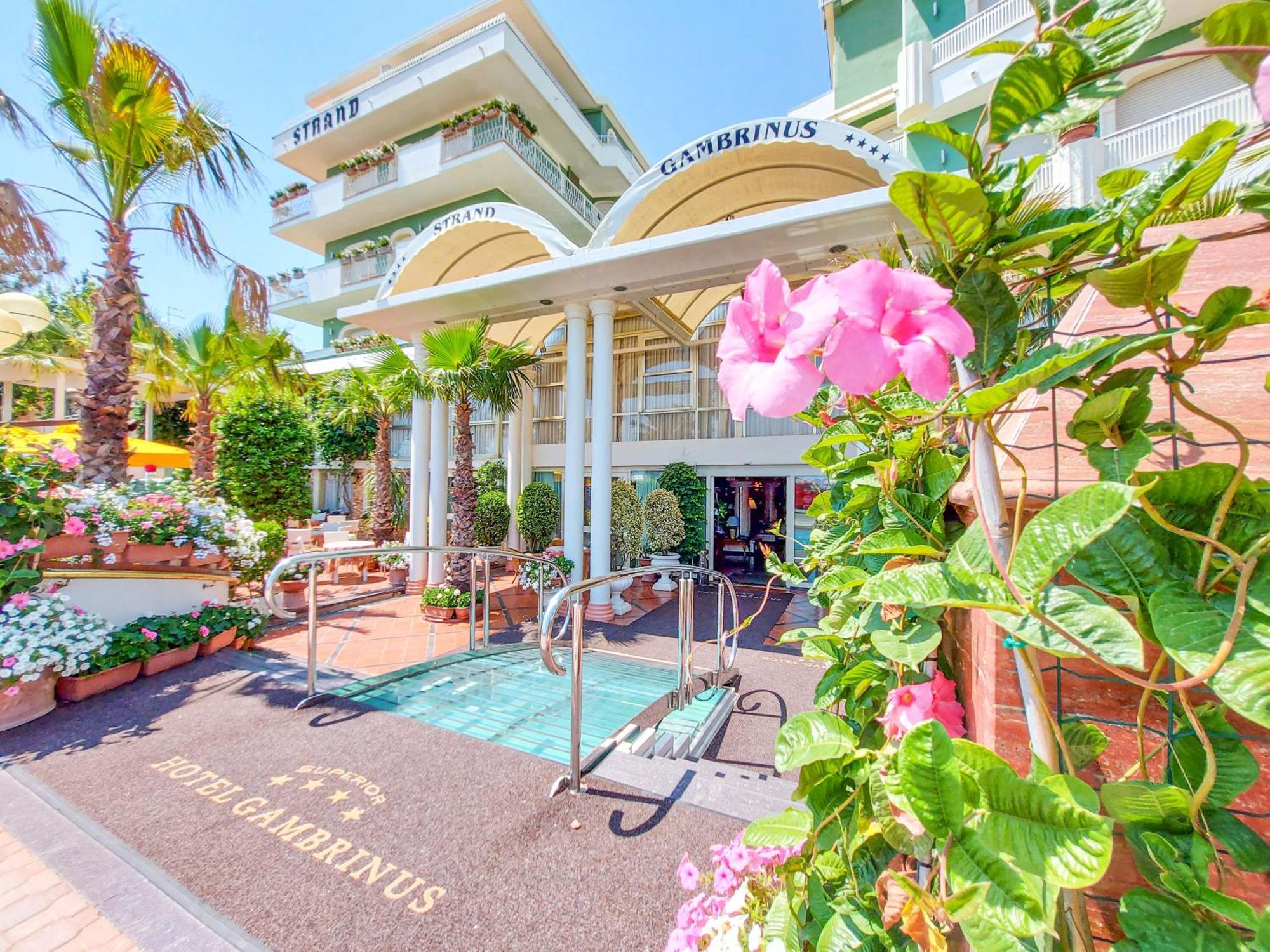 Hotel Gambrinus Cervia Esterno foto