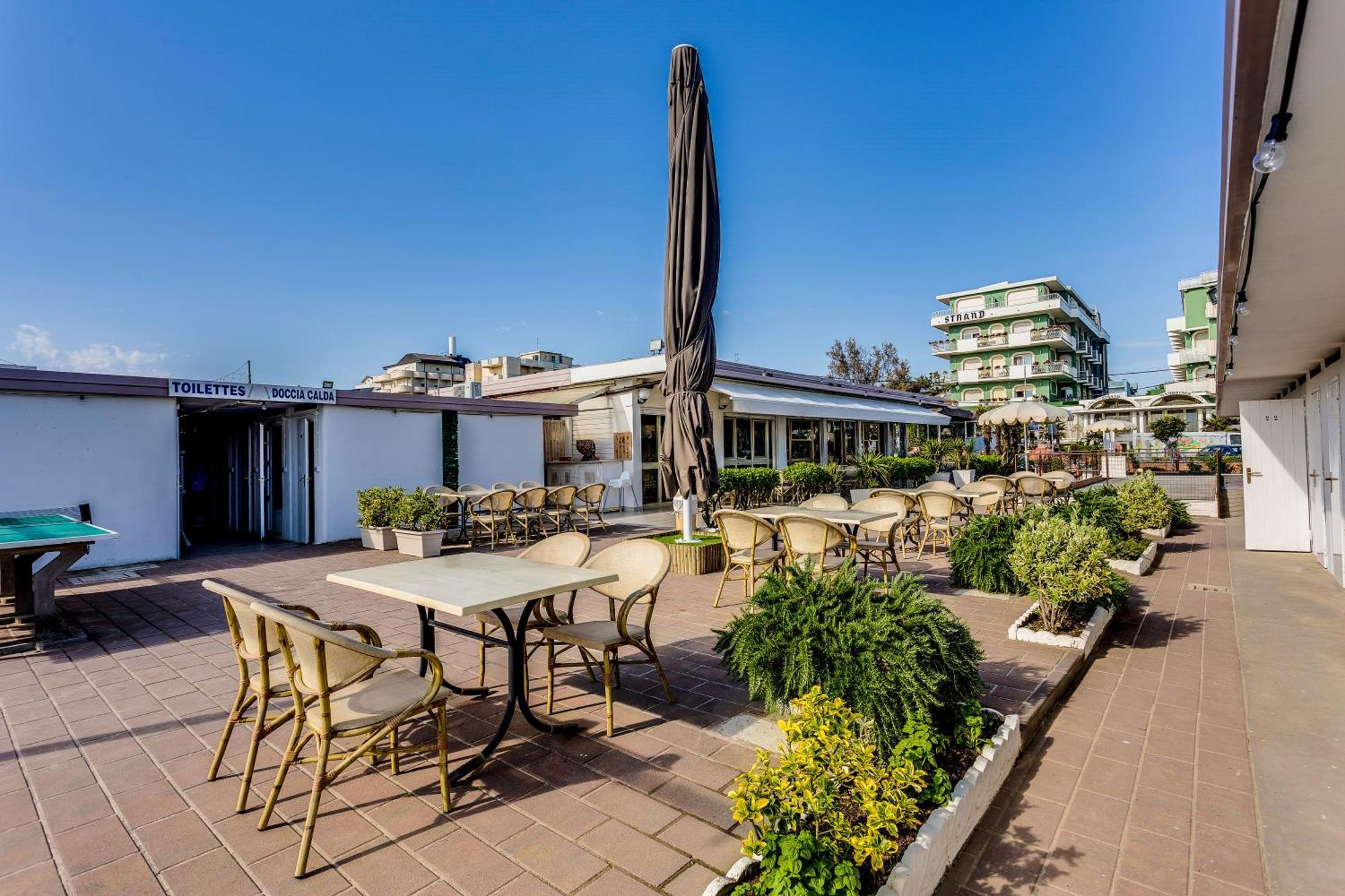 Hotel Gambrinus Cervia Esterno foto
