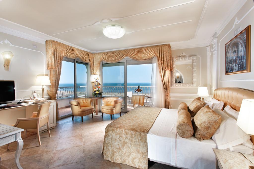 Hotel Gambrinus Cervia Esterno foto