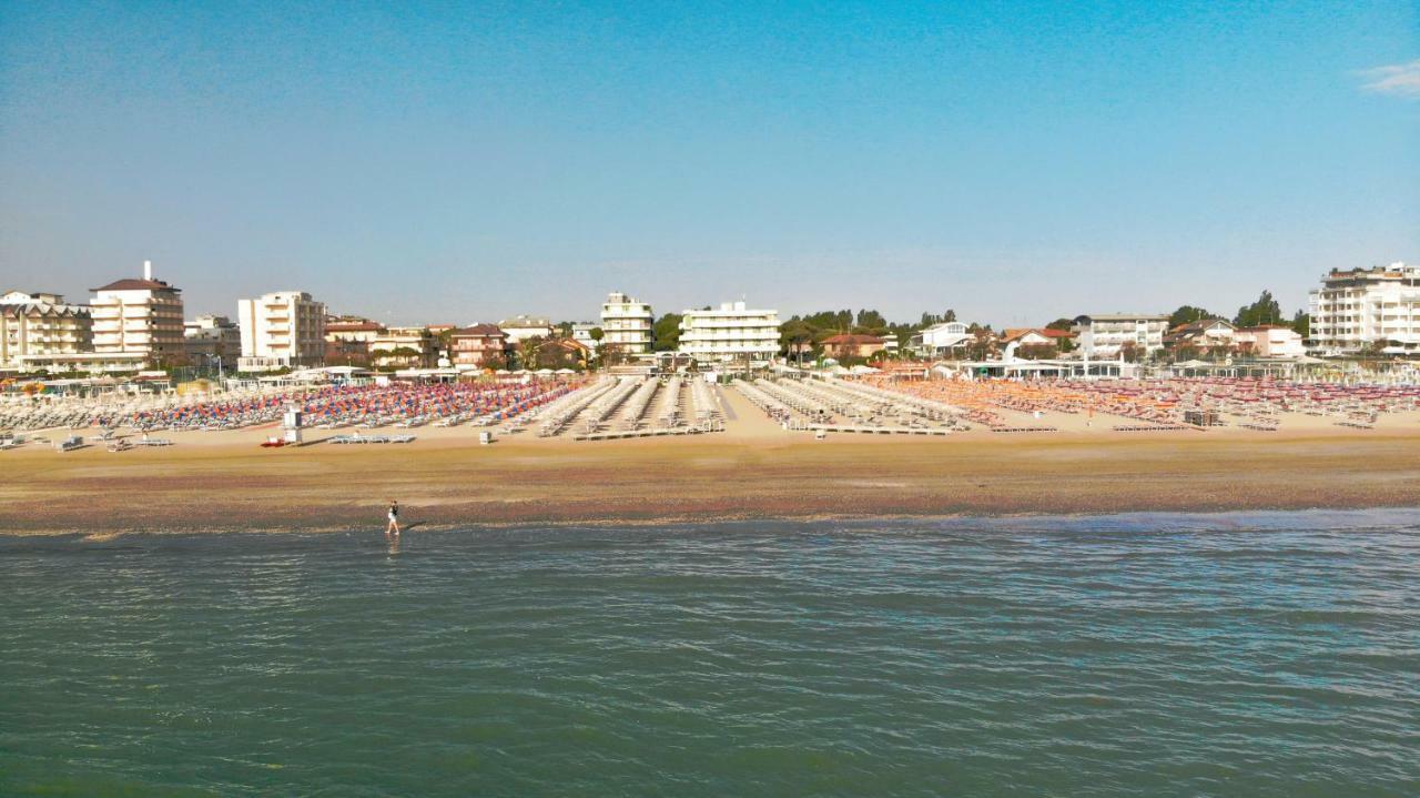 Hotel Gambrinus Cervia Esterno foto